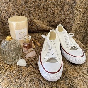 White converse